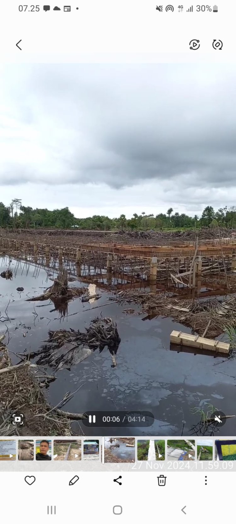 PEMBANGUNAN GEDUNG  SMKN 1 TELUK PAKEDAI  BELUM SELESAI MESKIPUN DALAM KONTRAK  PEKERJAAN BERAKHIR TANGGAL 6 DESEMBER 2024