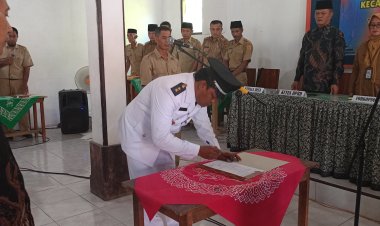 Pelantikan Tiga Perangkat Desa Bedono Kluwung 