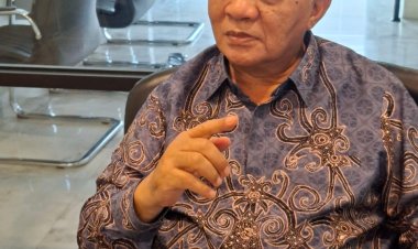 LAK RIAU,KORUPSI DI DPRD RIAU Rp 300 M,TINGKAT WASPADA.