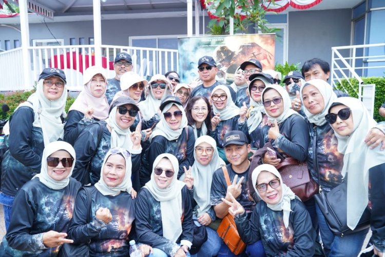 Panglima TNI dan Ratusan Sahabat Lama Berbagi di CFD dan Nobar Film “Believe”